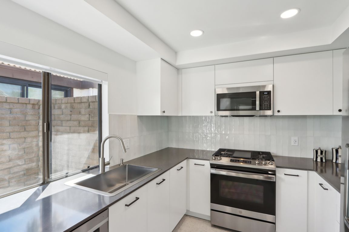 12-print-W Miramonte Cir C-012