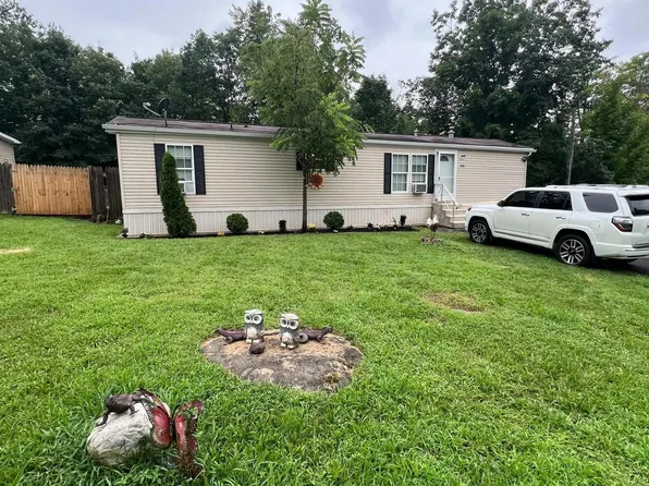 310 Roeder Ln, Sellersville, PA 18960