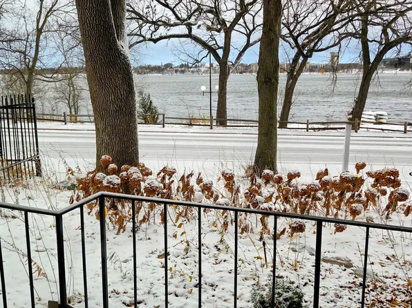 3033 E Bde Maka Ska Pkwy APT 201, Minneapolis, MN 55408