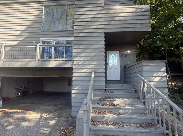 331 N Bennett St, Geneva, IL 60134
