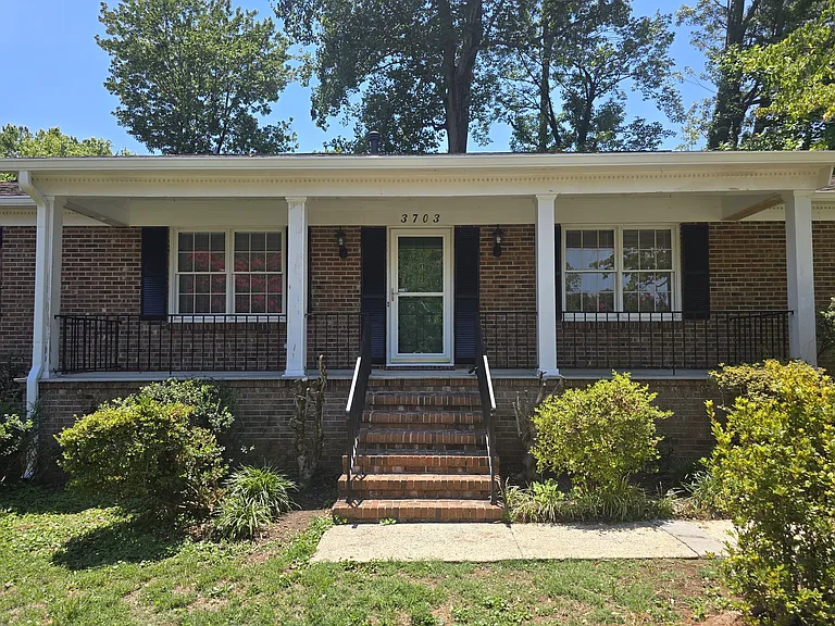 3703 Hickory Hill Dr — Photo 2