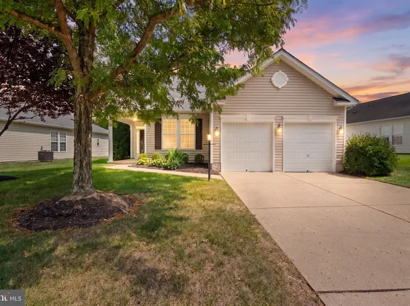 3988 Great Harvest Ct, Dumfries, VA 22025