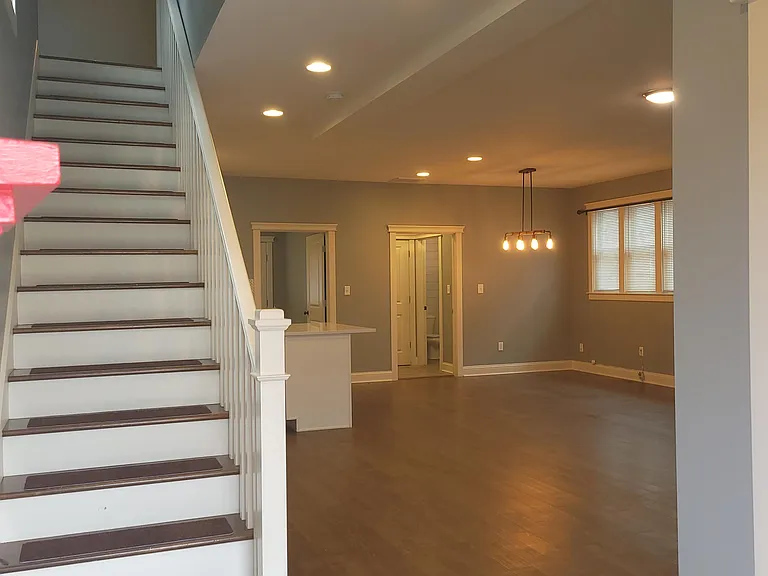 3123 Broadway St — Photo 10