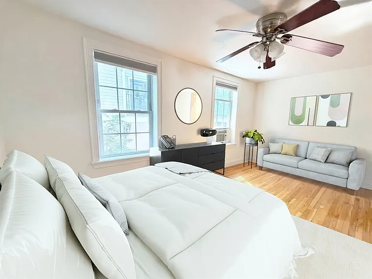 147 Everett St #2 — Photo 8