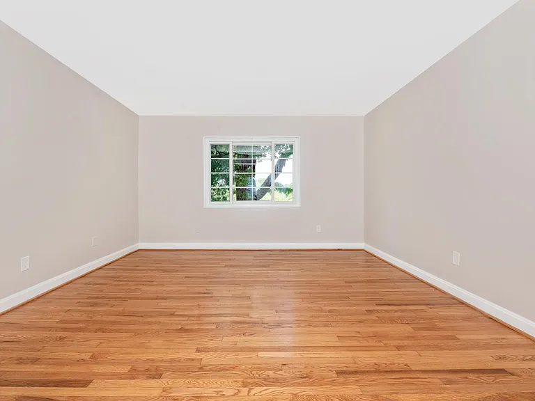 Parkview — Photo 13