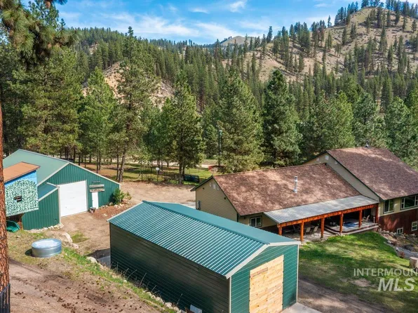 182 Southfork Rd, Garden Valley, ID 83622