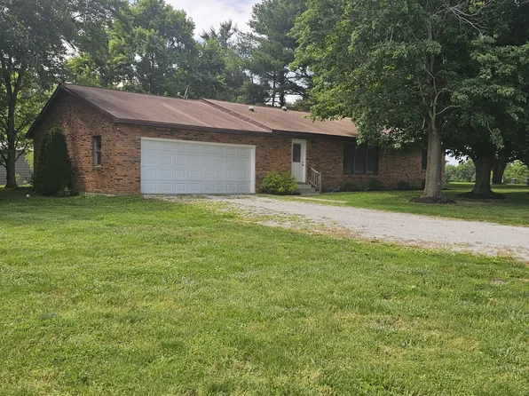 14541 N Morton Ln, Mount Vernon, IL 62864