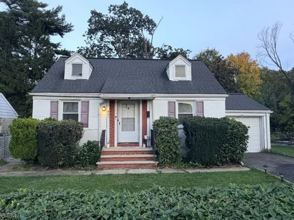 421 Brookside Dr, Roselle Boro, NJ 07203