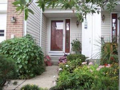 2nd image of 6417 Pinehurst Ln