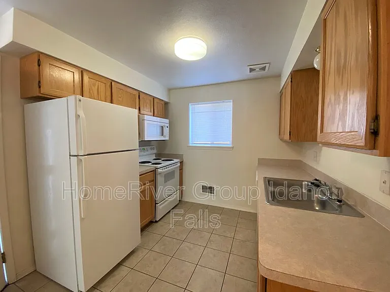 3184 Chasewood Dr — Photo 3