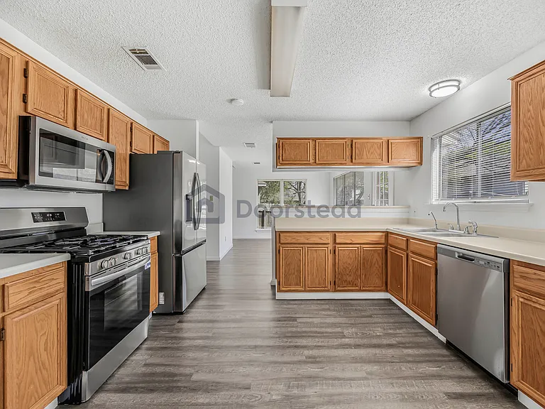 4707 Fallenash Dr — Photo 20