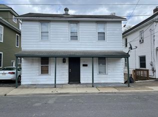 11 S Water St, Selinsgrove, PA 17870