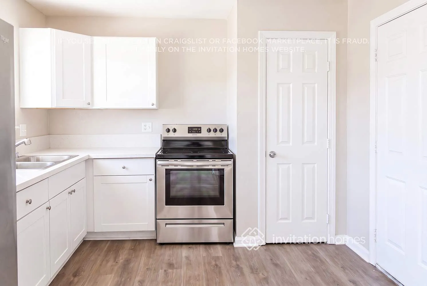 606 Greenhurst Road Las Vegas, NV 89145 — Photo 2