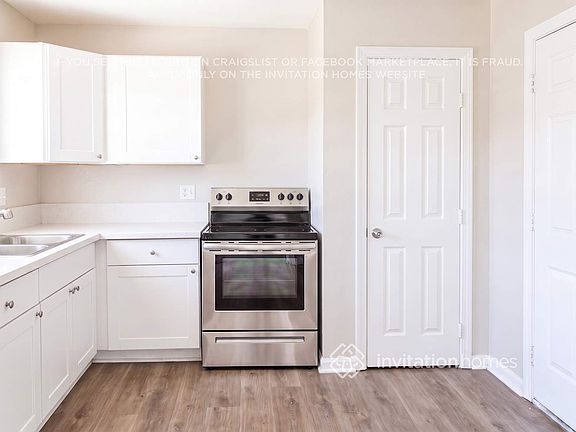 2nd image of 606 Greenhurst Rd