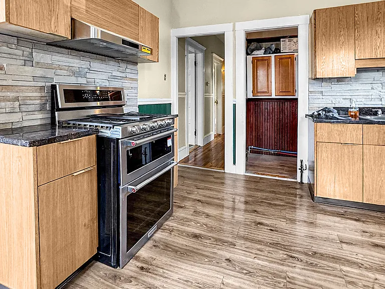 56 Dorset St #3 — Photo 2