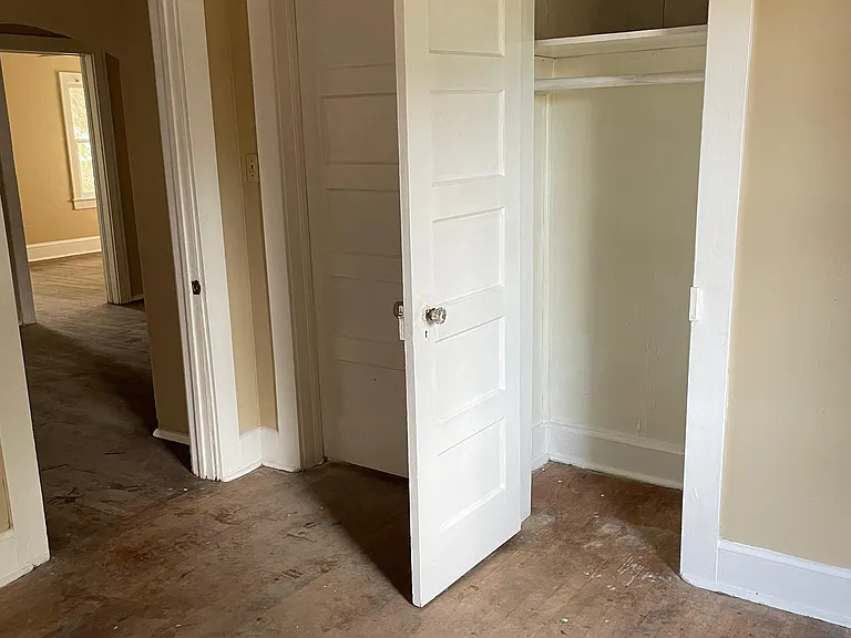 5114 Hollycrest Dr — Photo 10