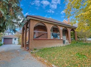 90 Flamborough Dr E, Toronto, ON M6M2R7