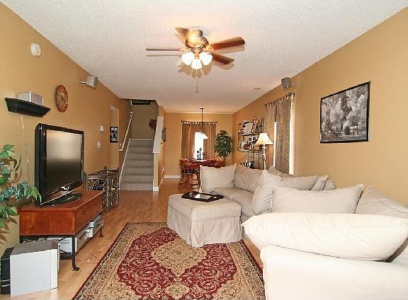 5th image of 353 S Red Tail Ln