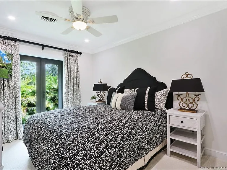 21 Emarita Way — Photo 23
