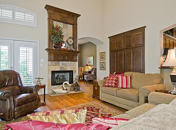 3rd image of 11234 Sugar Mill Ln