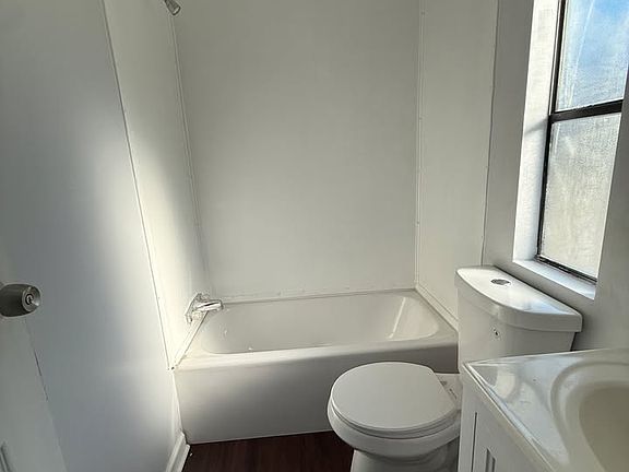 5th image of 209 Roblox Cir