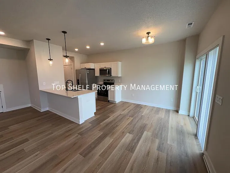 232 Bristlecone Dr — Photo 5