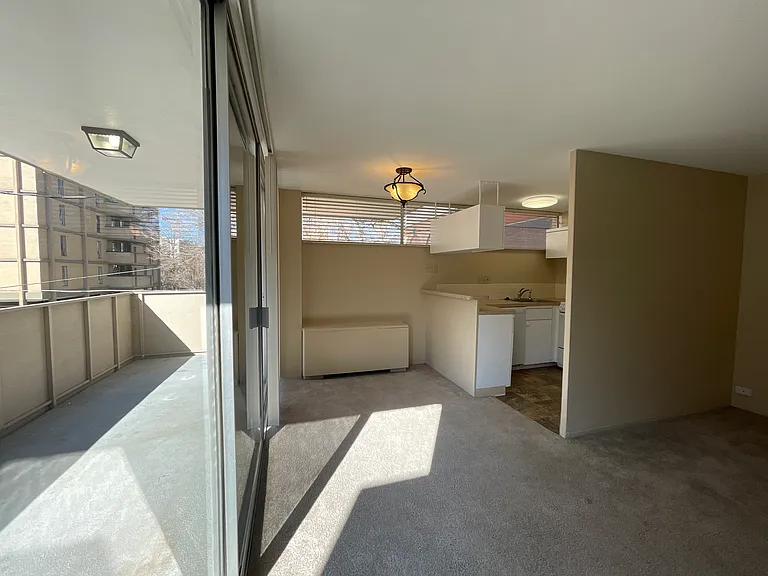 Residence at Governors Park — Photo 26