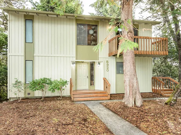 5920 La Plaza Pl, Lincoln City, OR 97367