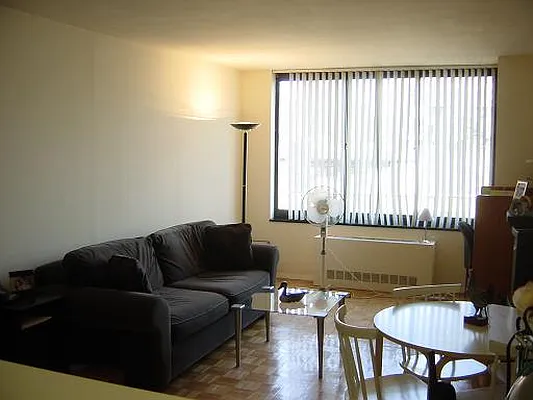 Rented by Raz Realty | media 6