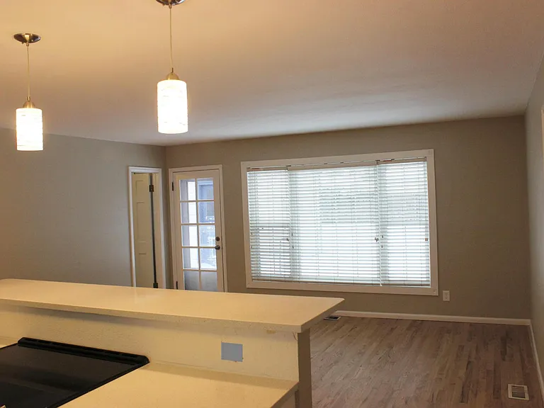 3299 S Elm St — Photo 11