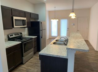 215 Cheney Rd, Versailles, KY 40383