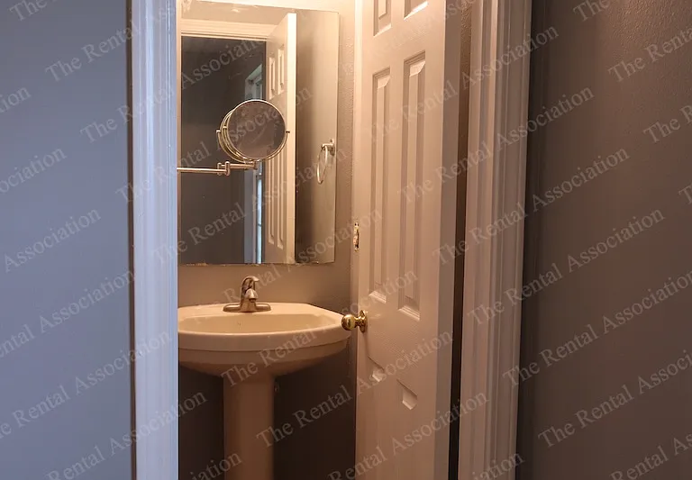 2248 Loreco St — Photo 9