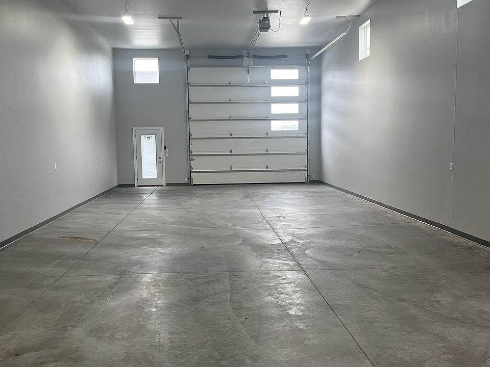 2nd image of 3950 21st St SE #812