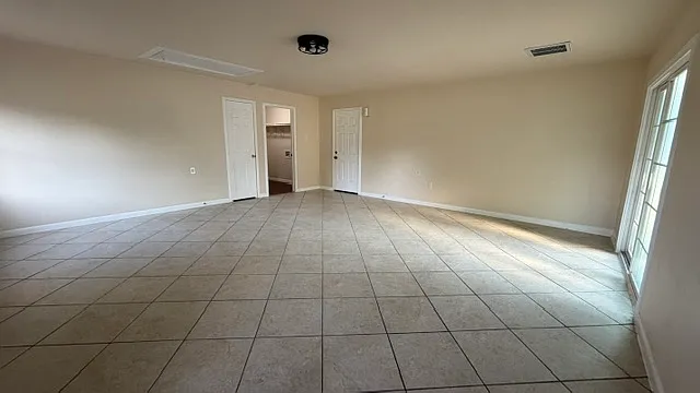 13980 Red Wood Cir S — Photo 15