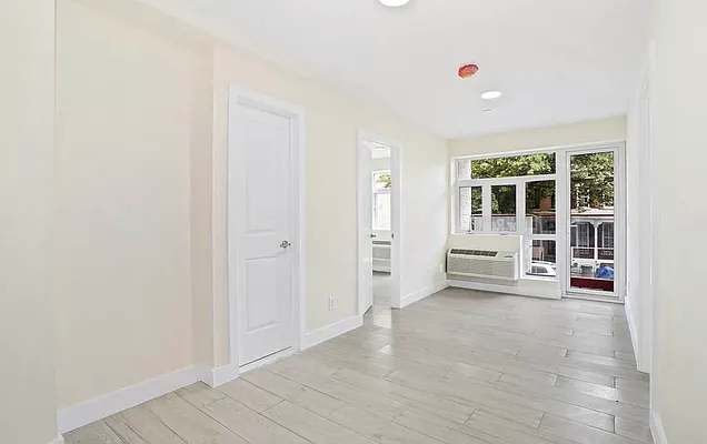 Rented by Reavis | media 24