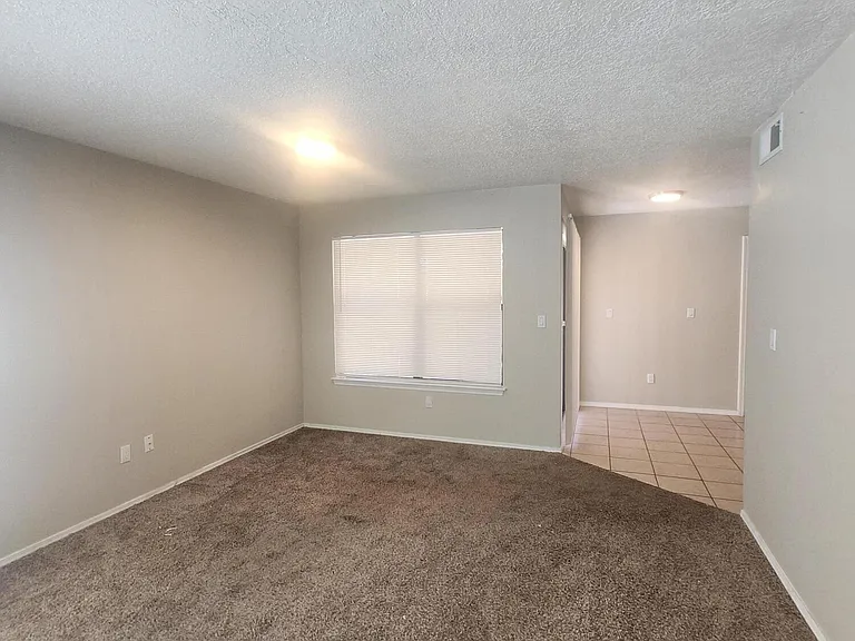 7720 Ranchwood Dr NW — Photo 4