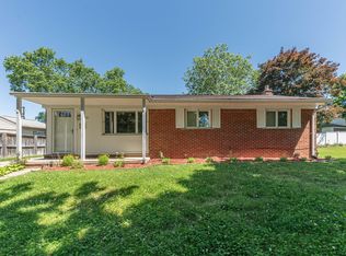 261 Wallace Dr, Saline, MI 48176