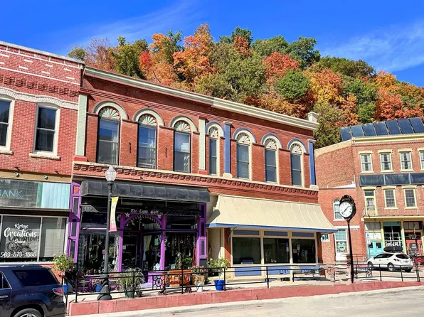 212 Main Street, Mcgregor, IA 52157