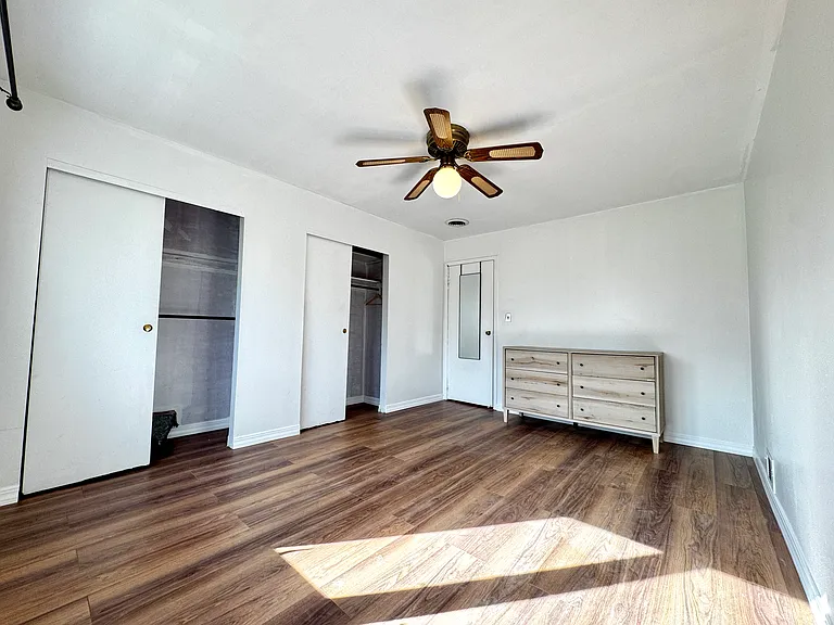 335 Jefferson Ave #2F — Photo 10