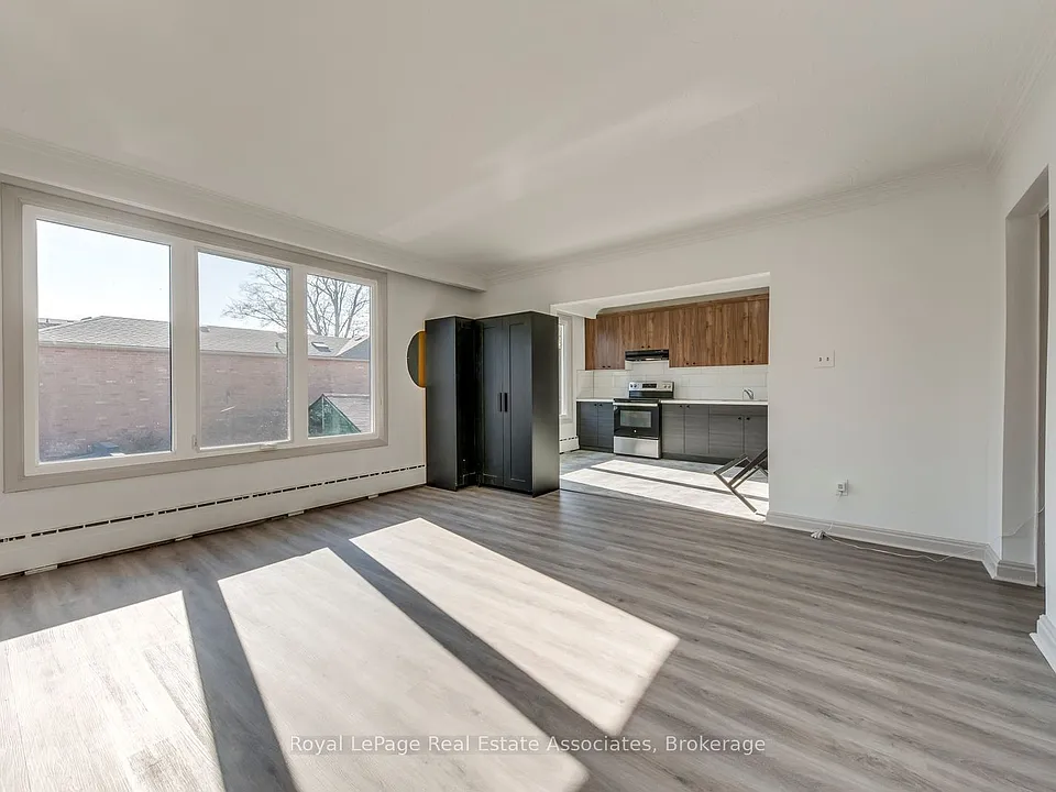 362 Royal York Rd #2