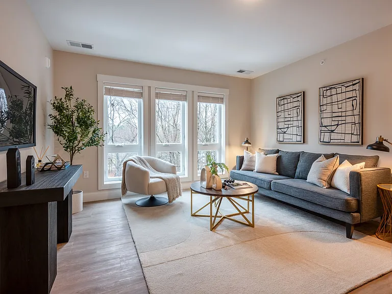 Truslow Residences — Photo 7