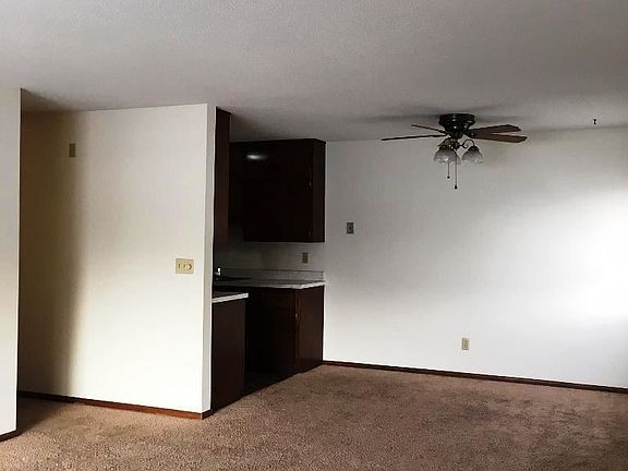5th image of 1526 21st Ave S APT 202