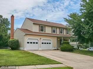 1935 E Beech Rd, Sterling, VA 20164