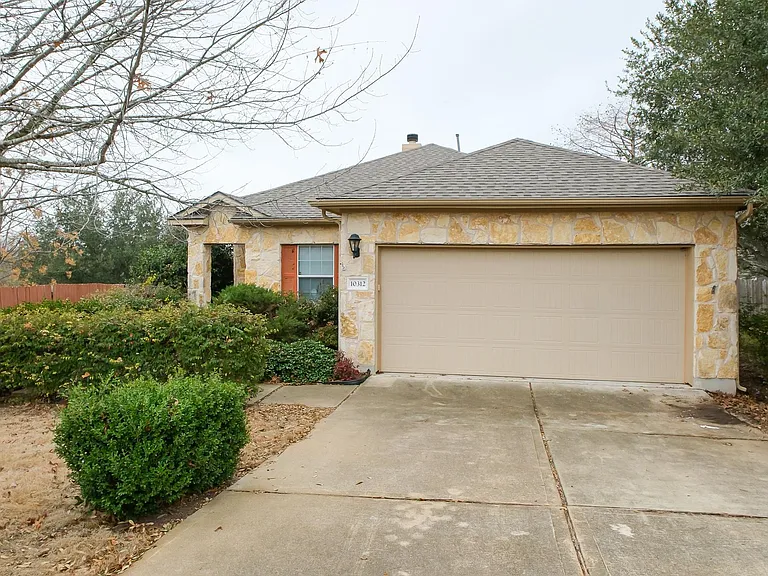10312 Lone Pine Ln — Photo 23