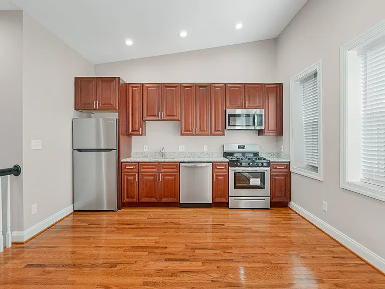 3015 N Calvert St #3 — Photo 13