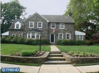 561 Manor Rd, Wynnewood, PA 19096