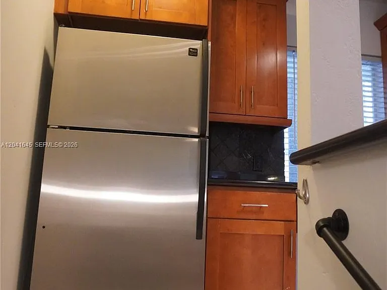 2880 Pine Tree Dr #2 — Photo 3