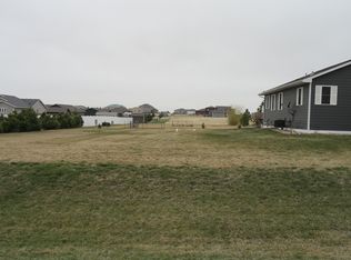 28885 Meadow St, Pierre, SD 57501