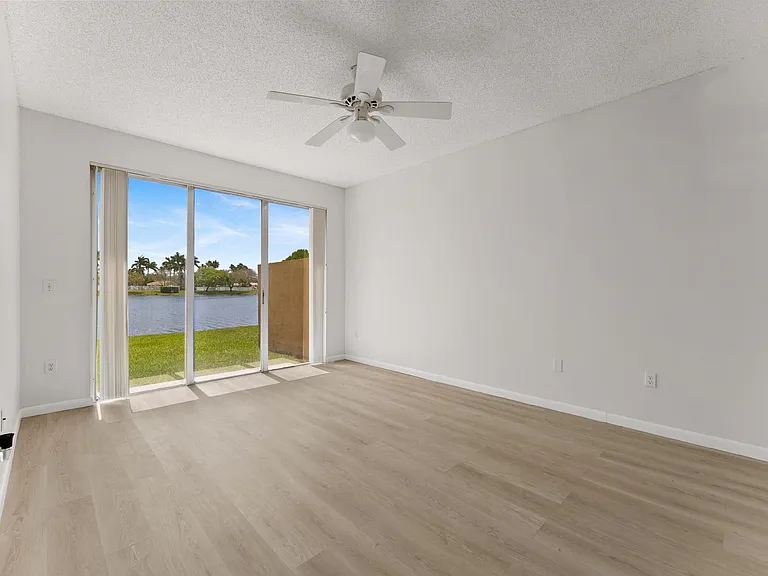 15350 NW 6th Ct — Photo 14
