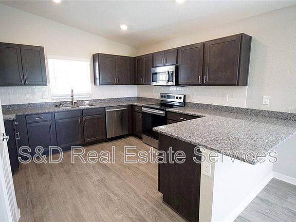 3rd image of 4125 Red Fern Ln